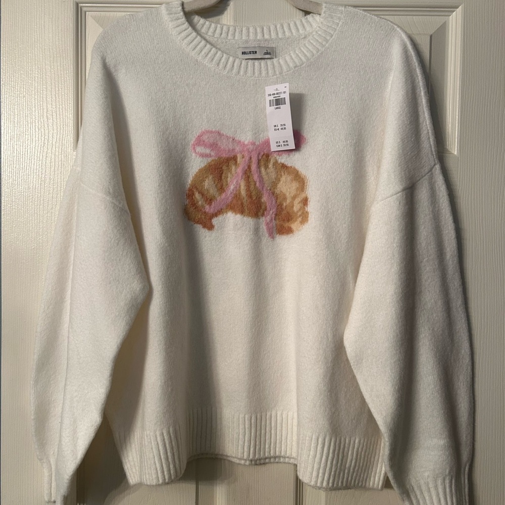 Hollister super soft White Sweater with croissant Bow Design NWT LARGE L